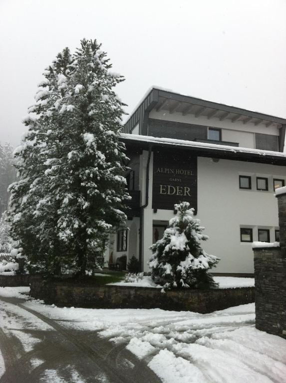 Alpin Hotel Garni Eder - Private Living Mayrhofen Zewnętrze zdjęcie